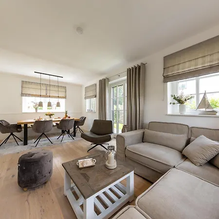 Modernes Mit Sauna, Eingezaeuntem Garten Und Strandnaehe Ideal Fuer Familien, Freunde Und Hundeliebhaber Prázdninový dům Zingst