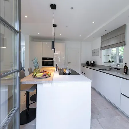 Modernes Mit Sauna, Eingezaeuntem Garten Und Strandnaehe Ideal Fuer Familien, Freunde Und Hundeliebhaber Ferienhaus Ostseeheilbad Zingst